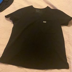 Figs one pocket Cartraina scrub top (black)